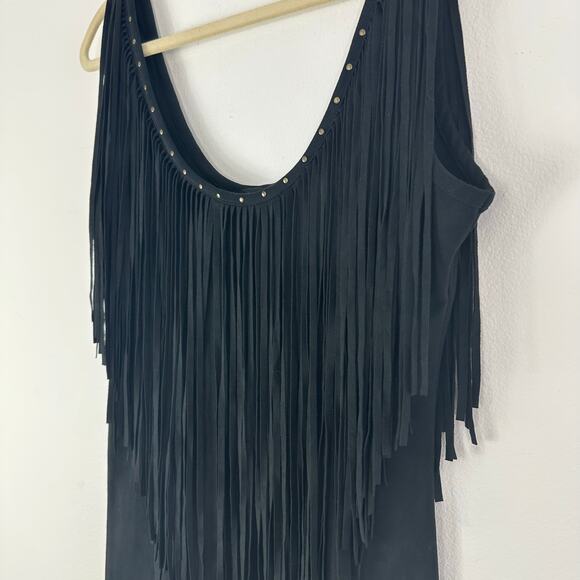 Elegant Black Fringe Midi Dress - Picture 3 of 6